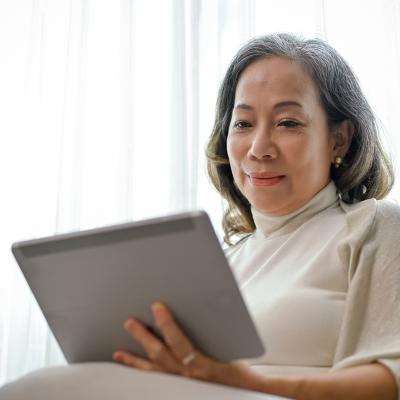 Woman uses tablet