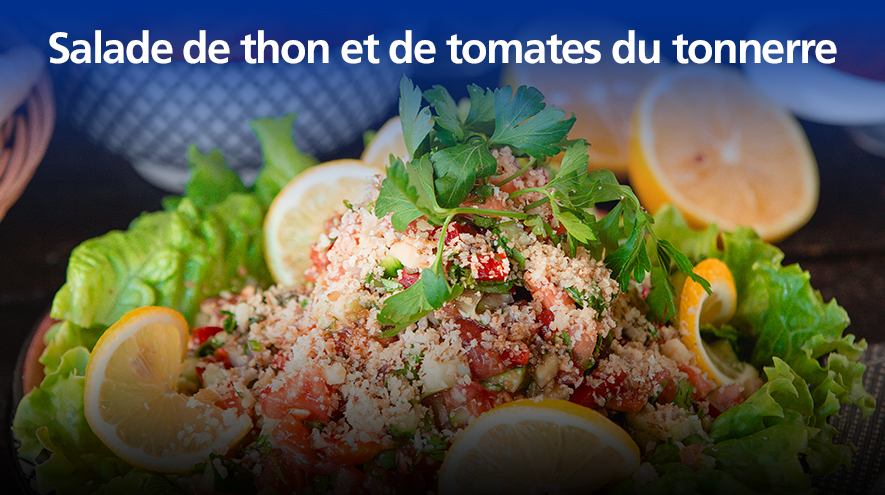 Salade de thon et de tomatoes du tonnerre